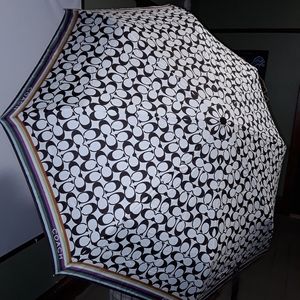 Coach umbrella